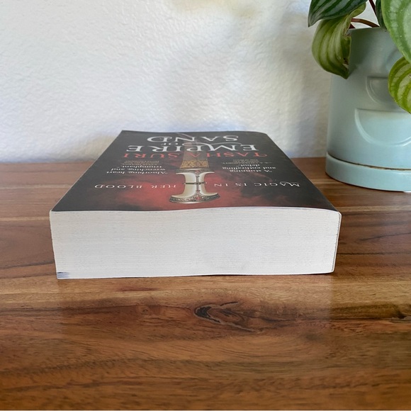 Empire of Sand by Tasha Suri, Paperback - Picture 4 of 8